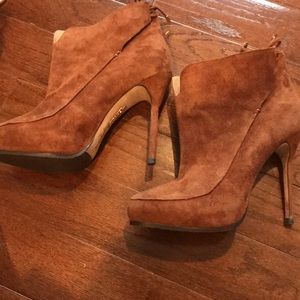 Aquazzura finest brown suede leather booties